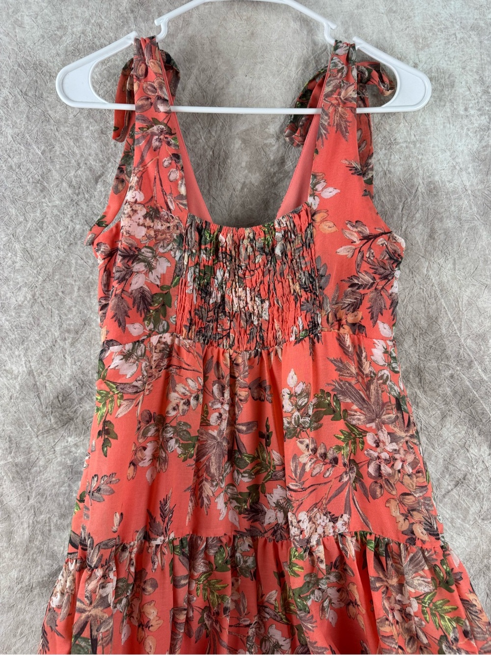 Melonie size 8 Floral Tie-Strap Midi Dress in Coral Summer Wedding